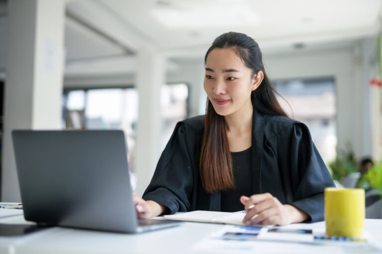 A female employee working as a direct sales rep.